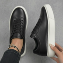 Sneakers Noir en Cuir Grainé  Tres Confortable - Femme